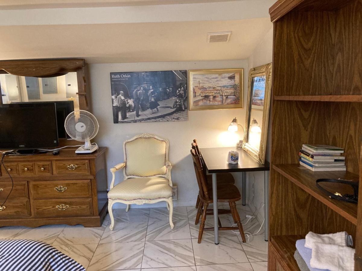 Hotel Highland Park Pittsburgh Esterno foto