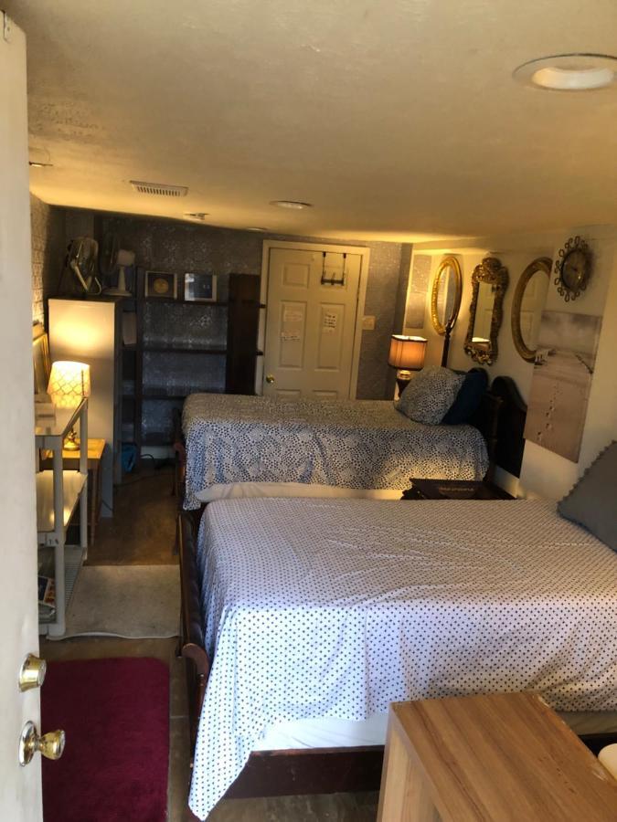 Hotel Highland Park Pittsburgh Esterno foto