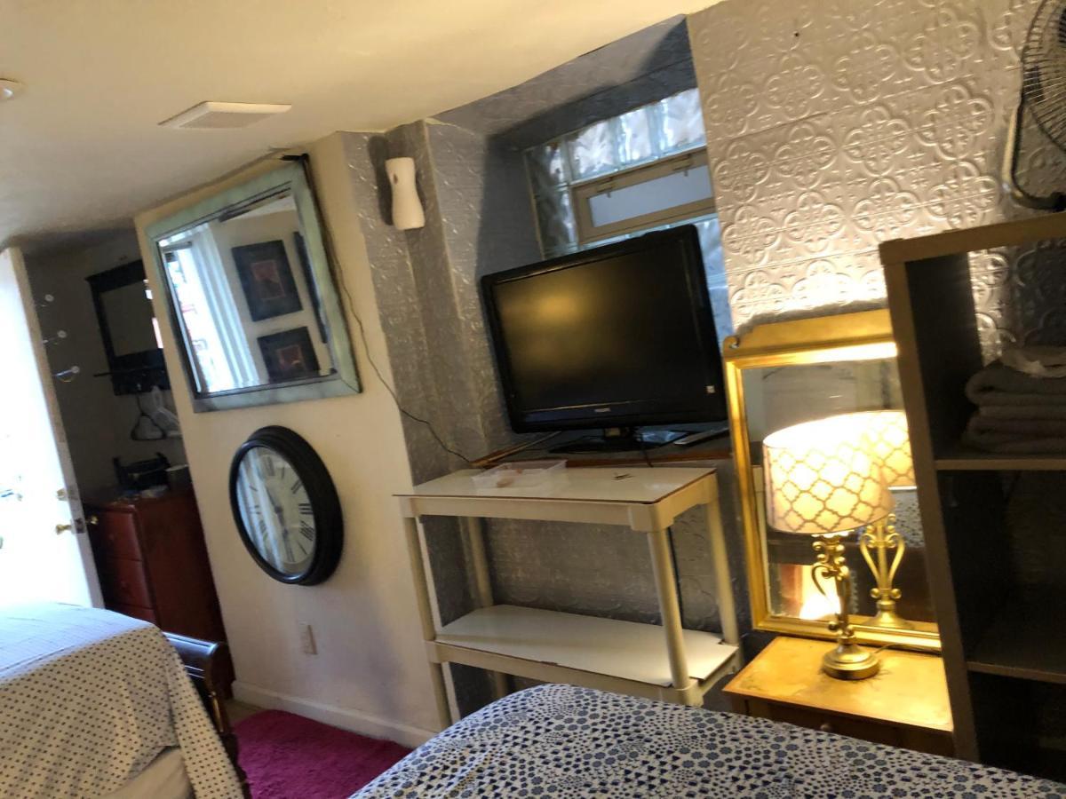 Hotel Highland Park Pittsburgh Esterno foto