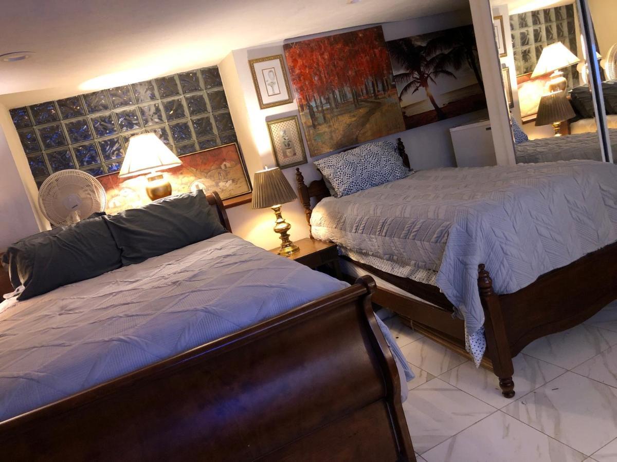 Hotel Highland Park Pittsburgh Esterno foto